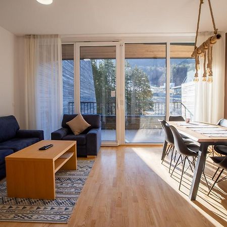 Pohorje Fox Duplex Apartment มาริบอร์ ภายนอก รูปภาพ