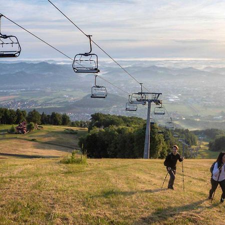 Pohorje Fox Duplex Apartment มาริบอร์ ภายนอก รูปภาพ