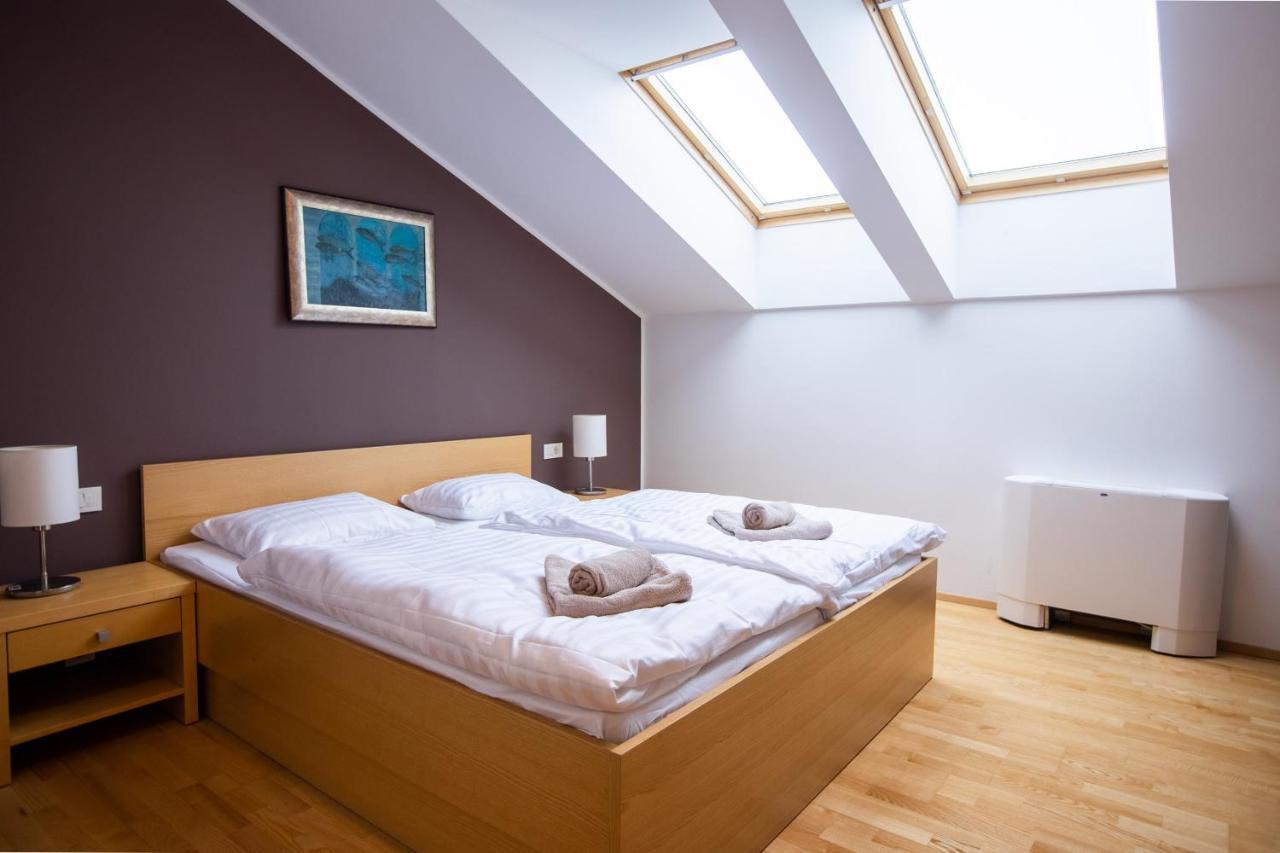Pohorje Fox Duplex Apartment มาริบอร์ ภายนอก รูปภาพ